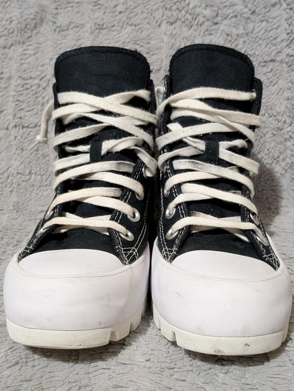 Converse Chuck Taylor All Star Platform High Top - Black and White Women's Size7